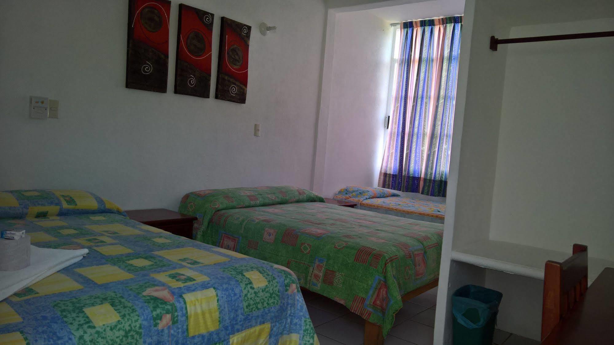 Hotel Cz Santa Cruz Huatulco Exteriör bild